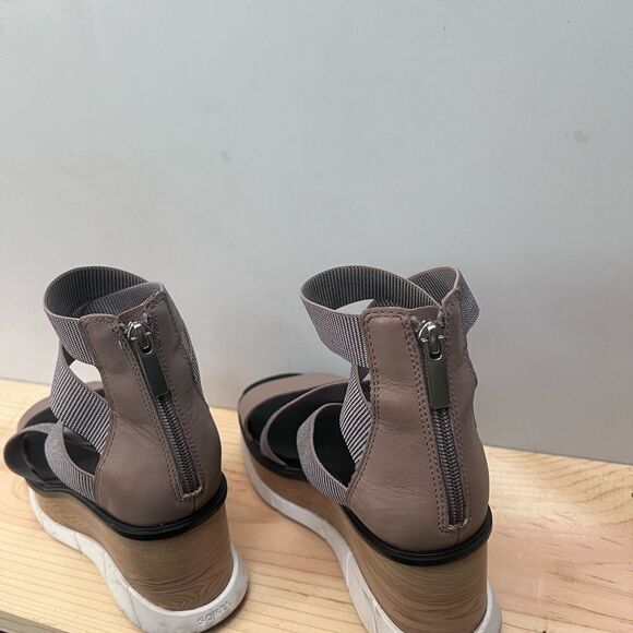 Sorel Joanie™III Leather Sandal size  9 - Picture 4 of 8